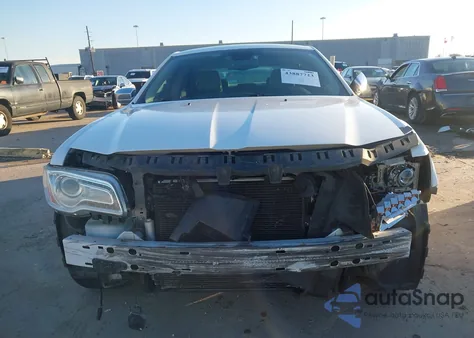 2011 Chrysler 300C z USA, uszkodzony, nr VIN 2C3CA6CT2BH522845